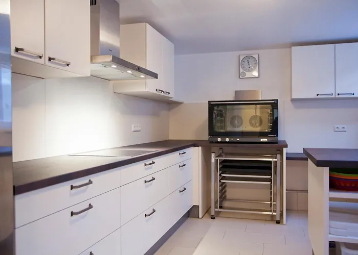 Haus Waldlaeufer 度假居 *